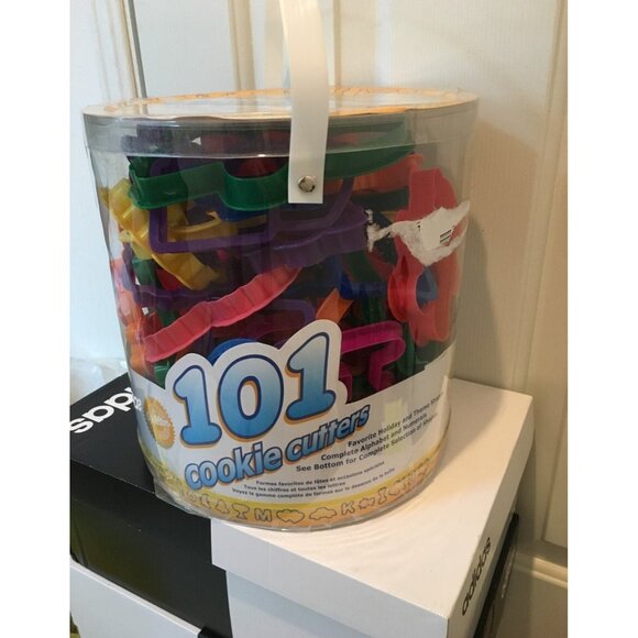 New Bucket of 98 Cookie Cutters Holiday Theme Shapes - Picture 3 of 8